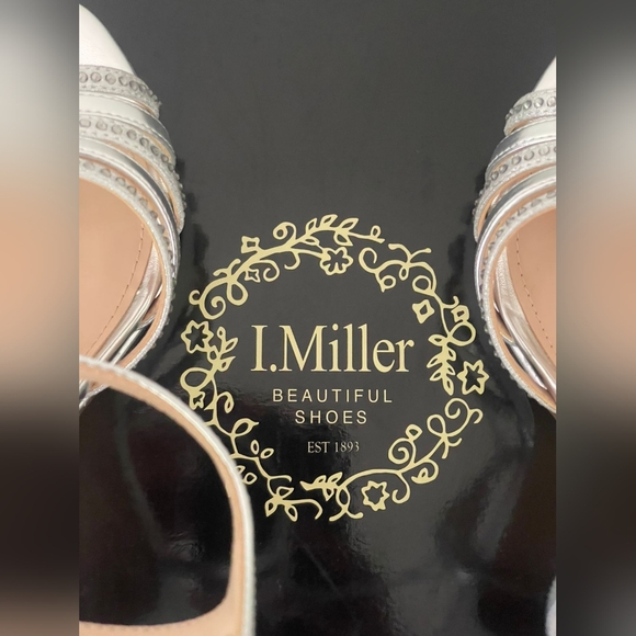 I.Miller Sophisticated Silver High Heel Sandals - Picture 10 of 10